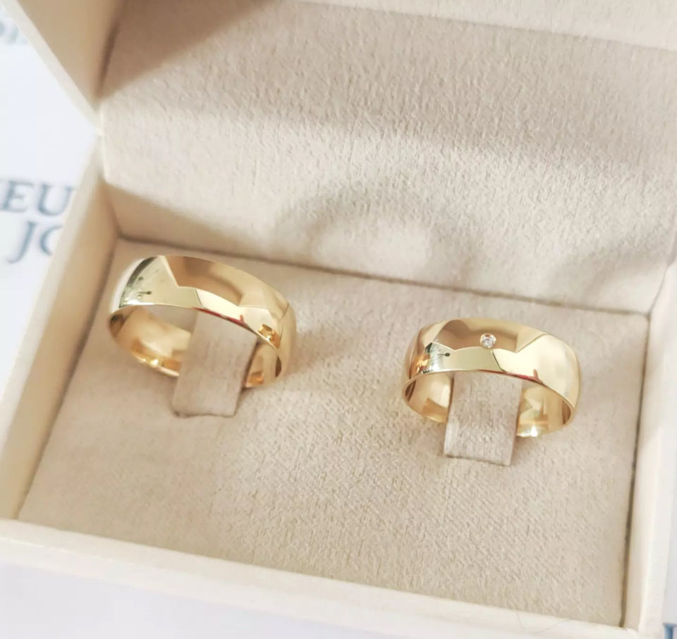 Par de Alianças boleada 6mm C/ Cristal+Solitario 💍
