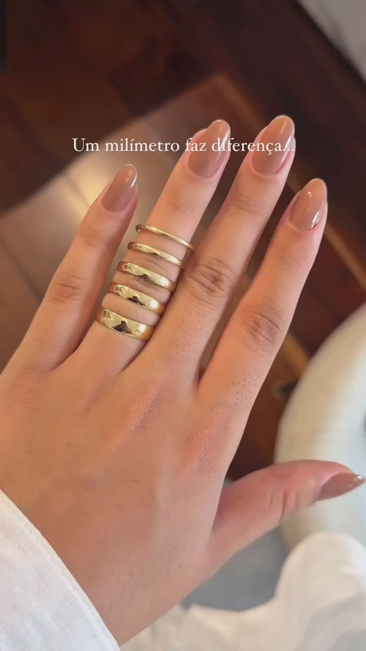 Par de Alianças boleada 2mm+ Solitario 💍
