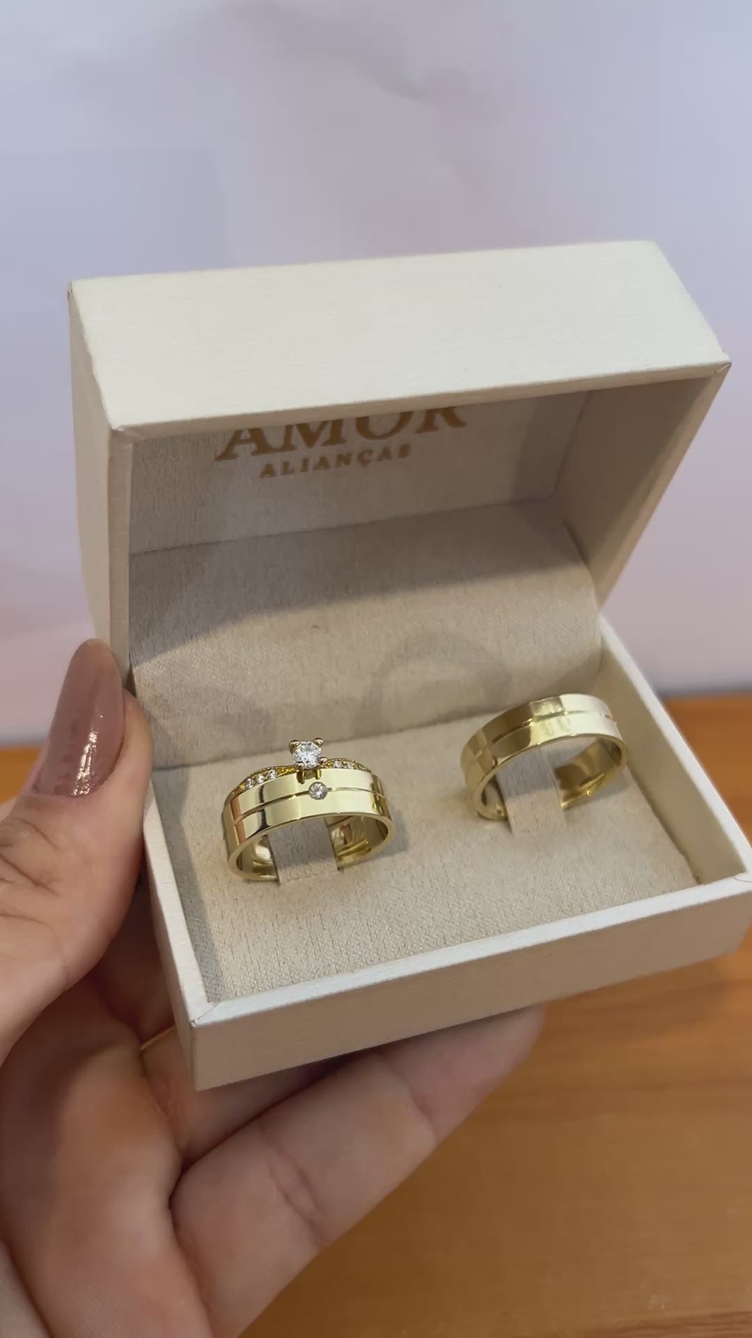 Par de Alianças Rio de Janeiro 6mm + Solitario 💍